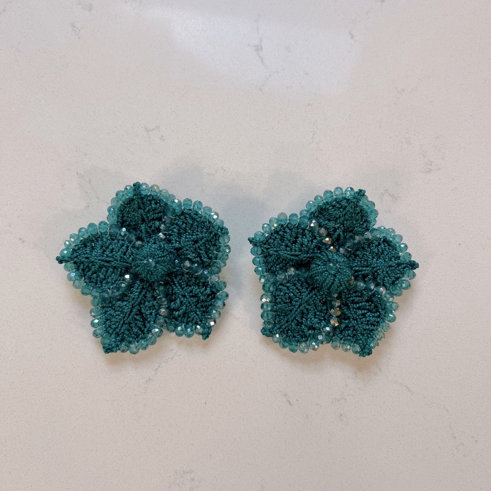 Handmade Beaded Teal Floral Earrings
